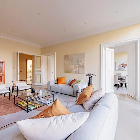 Timeless Elegance In Apartamento *