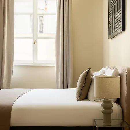Apartamento Timeless Elegance In
