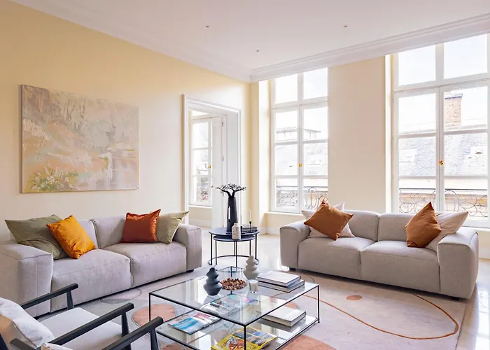 Apartment Timeless Elegance In