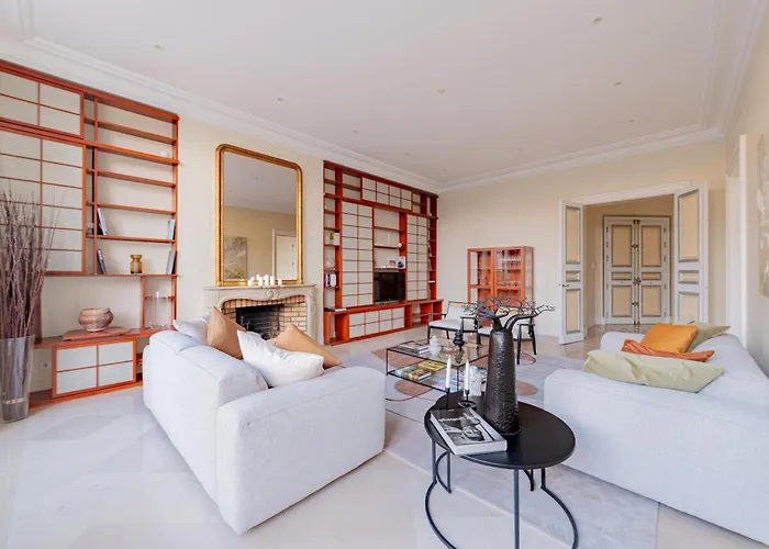 Apartment Timeless Elegance In *